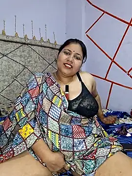 MOM-SUN-COUPLE online show from 02.13.25