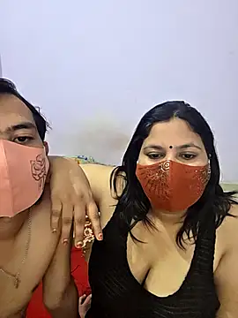 MOM-SUN-COUPLE online show from 09.09.25