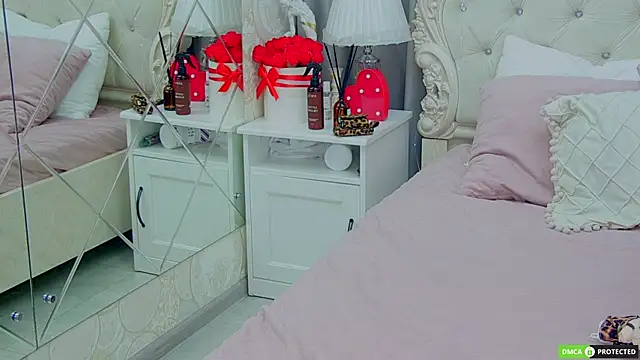 TinaBrook online show from 10.13.25