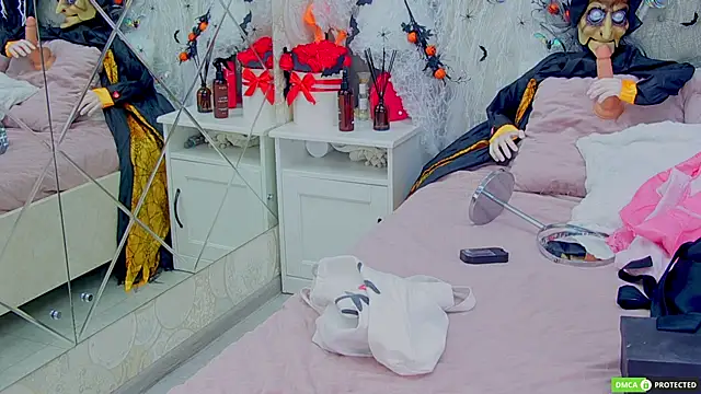 TinaBrook online show from 10.20.25