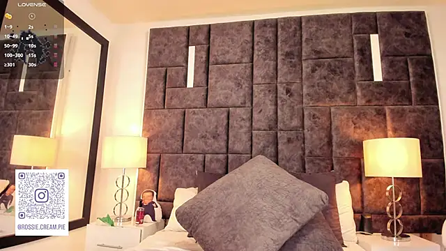 Petit-Rosse online show from 03.06.25