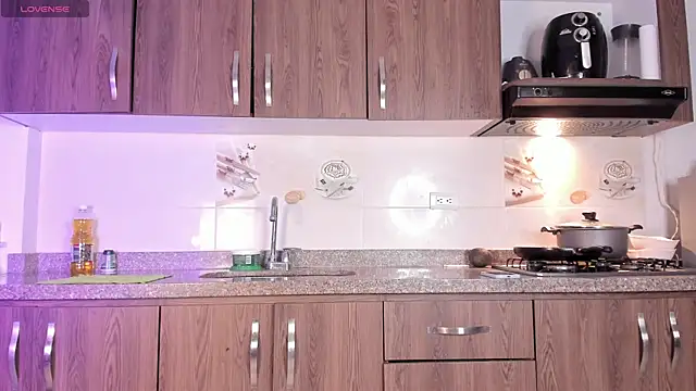 Petit-Rosse online show from 11.06.25