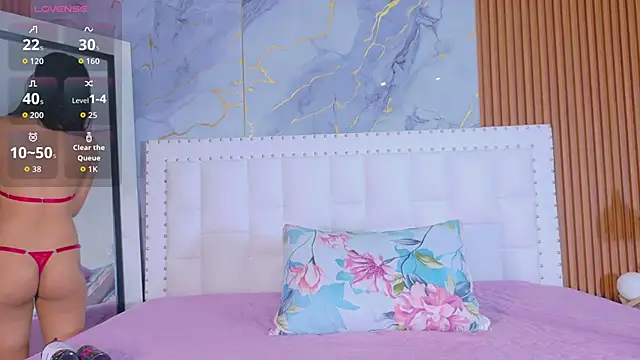 kinkylittlegirll online show from 03.27.26