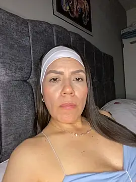 martina contreras online show from 04.09.26