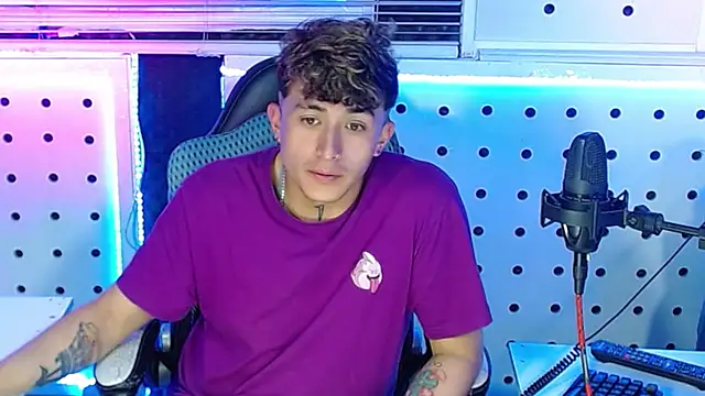 Darko0717 online show from 09.30.25