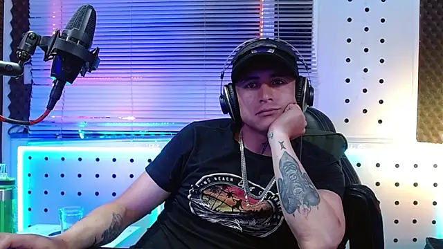 Snapshot of Darko0717 chatting on 03.29.26 Darko0717 online show from 03.29.26