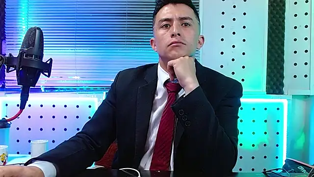 Snapshot of Darko0717 chatting on 04.12.26 Darko0717 online show from 04.12.26