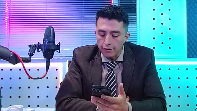 Snapshot of Darko0717 chatting on 04.16.26 Darko0717 online show from 04.16.26
