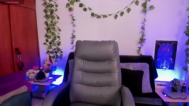 Cata green online show from 09.15.25