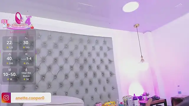 Snapshot of anette_cooper chatting on 10.29.25 anette cooper online show from 10.29.25