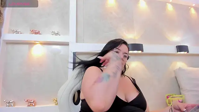 Snapshot of anette_cooper chatting on 11.11.25 anette cooper online show from 11.11.25