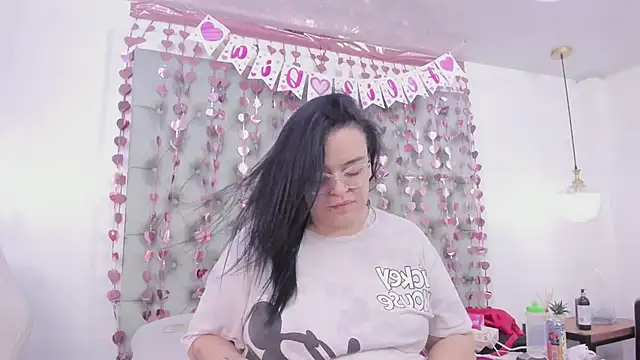 Snapshot of anette_cooper chatting on 02.11.26 anette cooper online show from 02.11.26