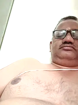 Snapshot of StarPacifist6 chatting on 03.11.25 StarPacifist6 online show from 03.11.25