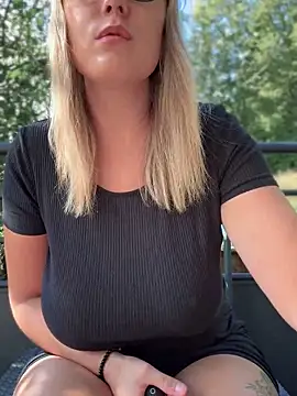 Leanymphoo online show from 09.27.25