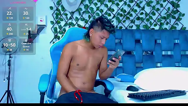 Snapshot of Hakim_prettynigg chatting on 12.06.24 Hakim prettynigg online show from 12.06.24