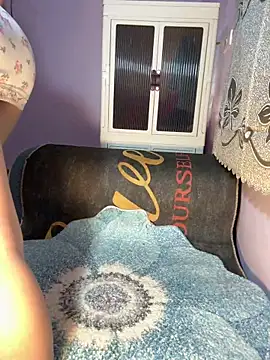 Hoa Bimup online show from 02.26.25