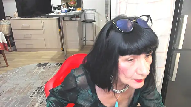 Snapshot of Tina_Joness chatting on 12.04.24 Tina Joness online show from 12.04.24