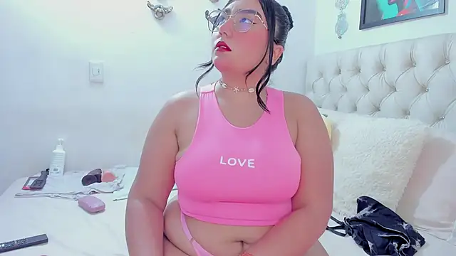 NayaWayne online show from 03.20.25