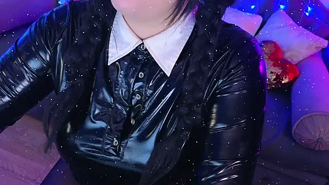 wickedxqueen online show from 01.01.25