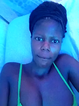 Snapshot of Slender-simple1 chatting on 09.16.25 Slender-simple1 online show from 09.16.25