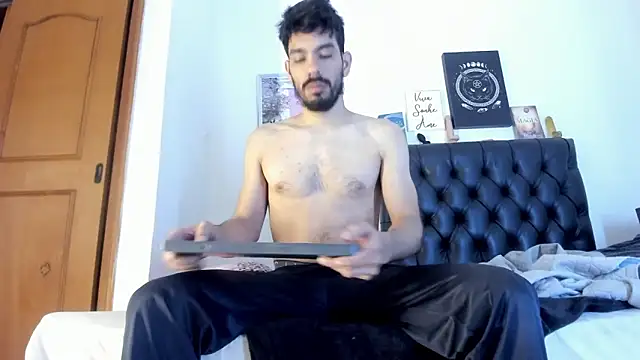 JohanyLatino online show from 01.20.25