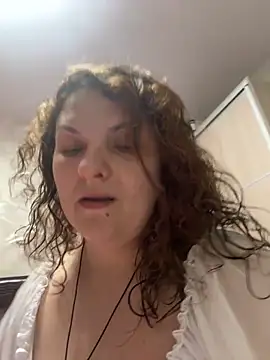 Taisia W online show from 11.24.25