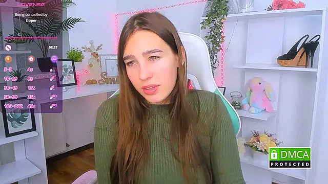 Snapshot of _Eliizabeth_ chatting on 11.02.25 Eliizabeth online show from 11.02.25