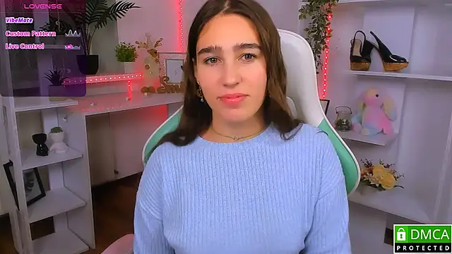 Snapshot of _Eliizabeth_ chatting on 11.10.25 Eliizabeth online show from 11.10.25