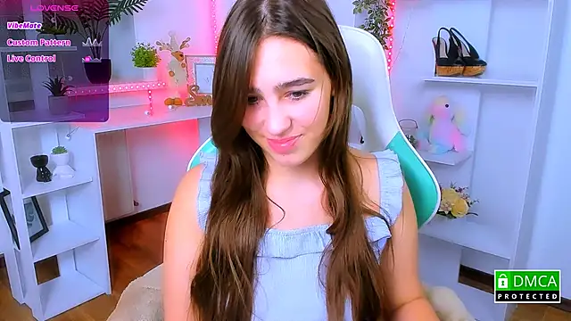 Snapshot of _Eliizabeth_ chatting on 11.15.25 Eliizabeth online show from 11.15.25