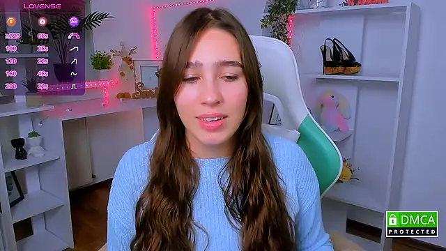 Snapshot of _Eliizabeth_ chatting on 11.16.25 Eliizabeth online show from 11.16.25