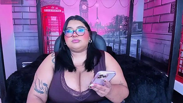 tifanny bigboobs11 online show from 03.13.26