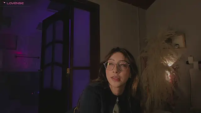 lua ferch   online show from 12.20.24