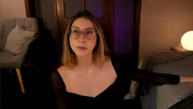 Snapshot of lua_ferch__ chatting on 11.01.25 lua ferch online show from 11.01.25