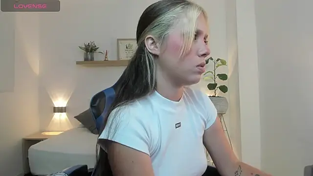 nataly rodri online show from 05.14.26