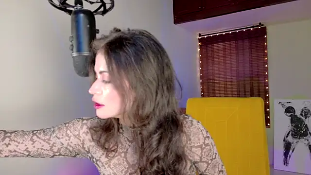 Emma  Blanco online show from 10.02.25