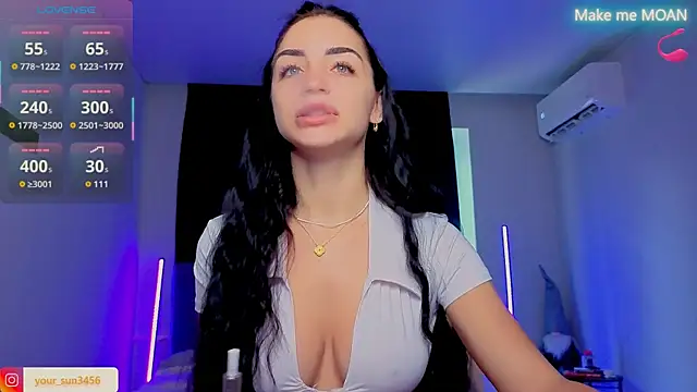 Snapshot of Kemi__Jordan chatting on 10.01.25 Kemi Jordan online show from 10.01.25