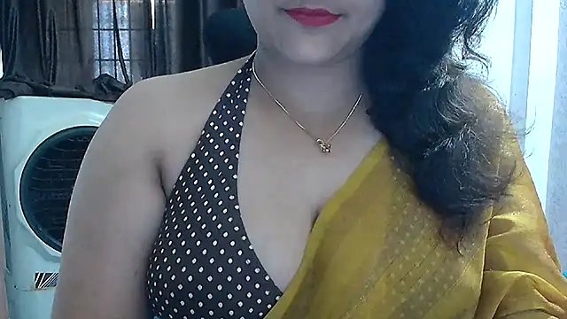 Snapshot of Maria_55 chatting on 05.13.26 Maria 55 online show from 05.13.26