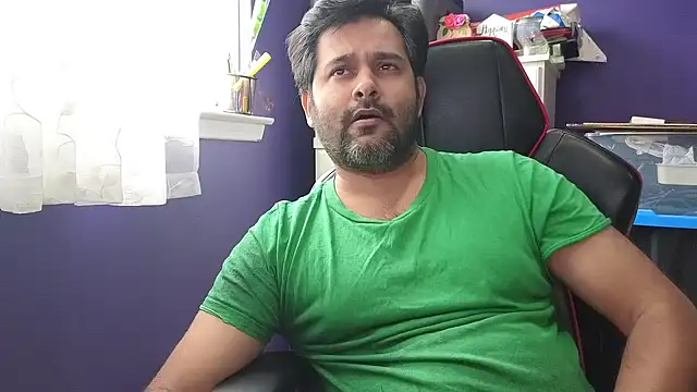 Snapshot of Sakhtlaundaz chatting on 01.07.25 Sakhtlaundaz online show from 01.07.25