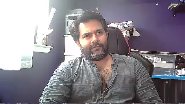 Snapshot of Sakhtlaundaz chatting on 01.19.25 Sakhtlaundaz online show from 01.19.25