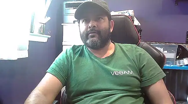 Snapshot of Sakhtlaundaz chatting on 01.26.25 Sakhtlaundaz online show from 01.26.25