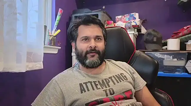 Snapshot of Sakhtlaundaz chatting on 02.08.25 Sakhtlaundaz online show from 02.08.25