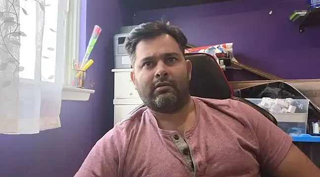 Snapshot of Sakhtlaundaz chatting on 03.15.25 Sakhtlaundaz online show from 03.15.25