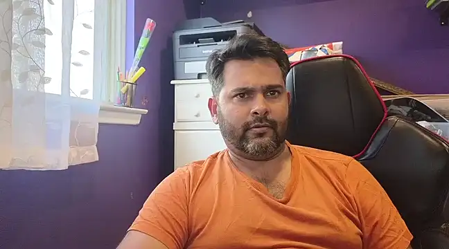 Snapshot of Sakhtlaundaz chatting on 03.19.25 Sakhtlaundaz online show from 03.19.25