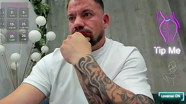 musclemonster31 online show from 03.17.25