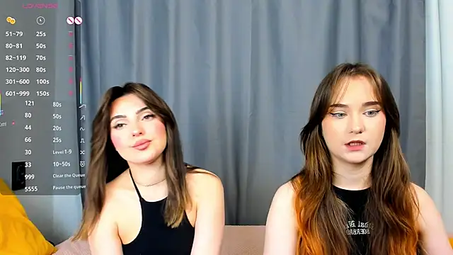 Snapshot of AnnaTeona chatting on 03.12.25 AnnaTeona online show from 03.12.25