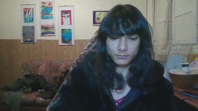 calliemaggotbone online show from 11.30.25