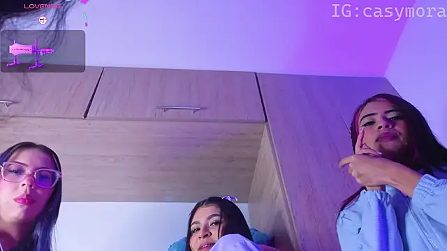 Snapshot of Cuteprincess21 chatting on 03.19.26 Cuteprincess21 online show from 03.19.26