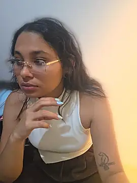 Snapshot of Cuteprincess21 chatting on 03.21.26 Cuteprincess21 online show from 03.21.26