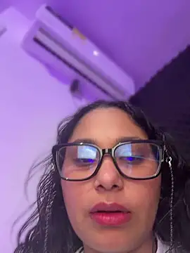 Cuteprincess21 online show from 04.27.26