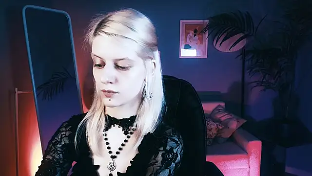 Snapshot of Noah_ElmerX chatting on 11.07.25 Noah ElmerX online show from 11.07.25